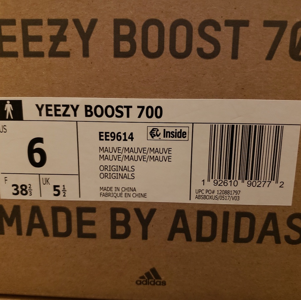 Yeezy Boost 700